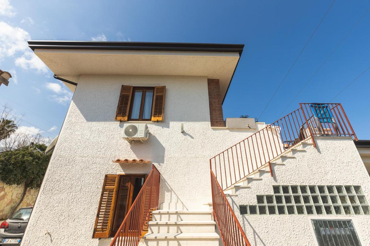 Casa Villea Trabia Eksteriør billede